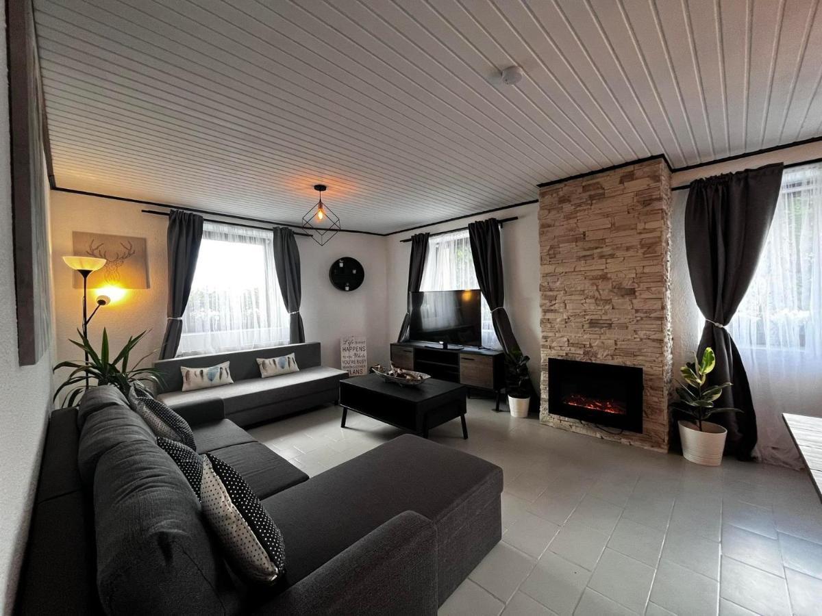 Le Clos Fleuri Fauvillers ภายนอก รูปภาพ